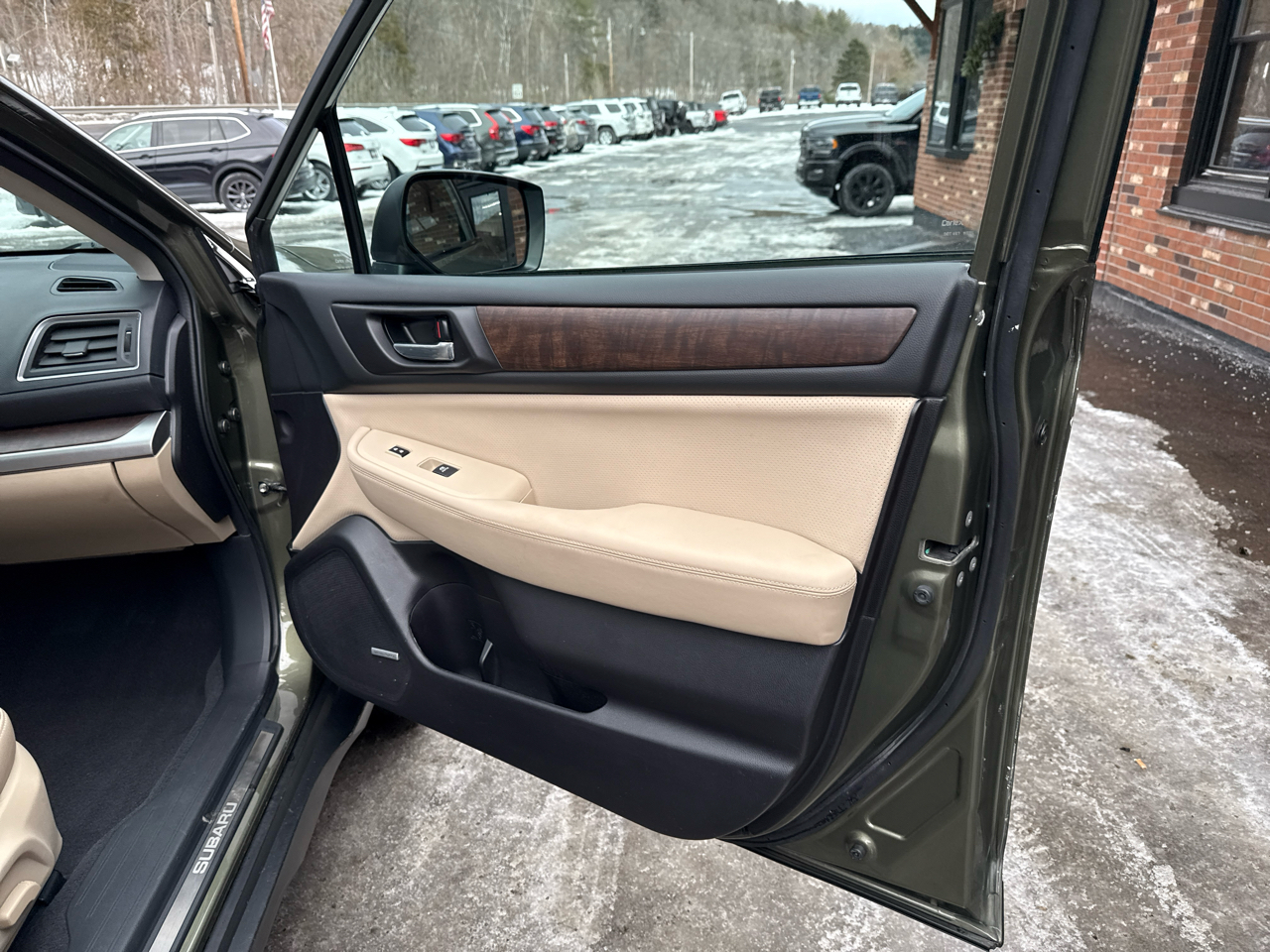 Subaru Outback 2.5i Limited 2017