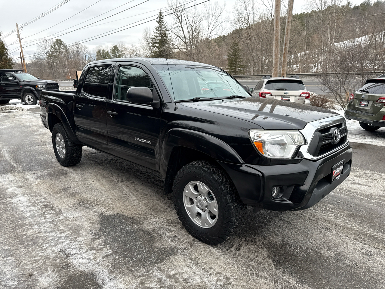 Toyota Tacoma Double Cab V6 6MT 4WD 2015