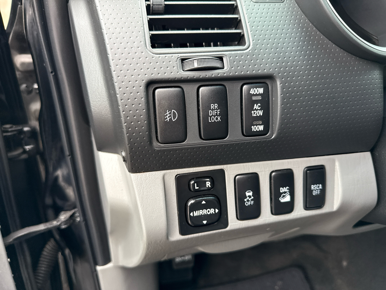 Toyota Tacoma Double Cab V6 6MT 4WD 2015