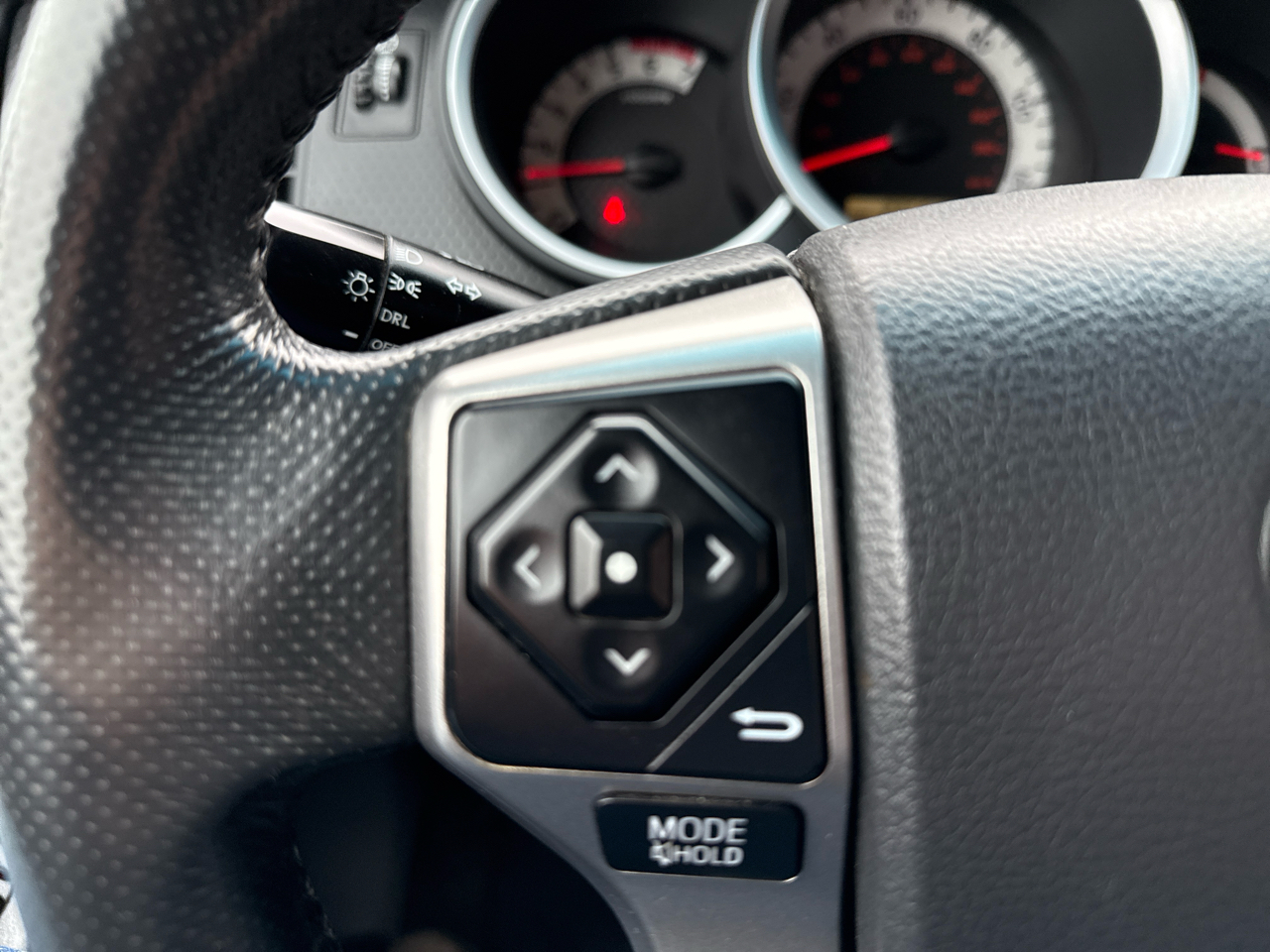 Toyota Tacoma Double Cab V6 6MT 4WD 2015