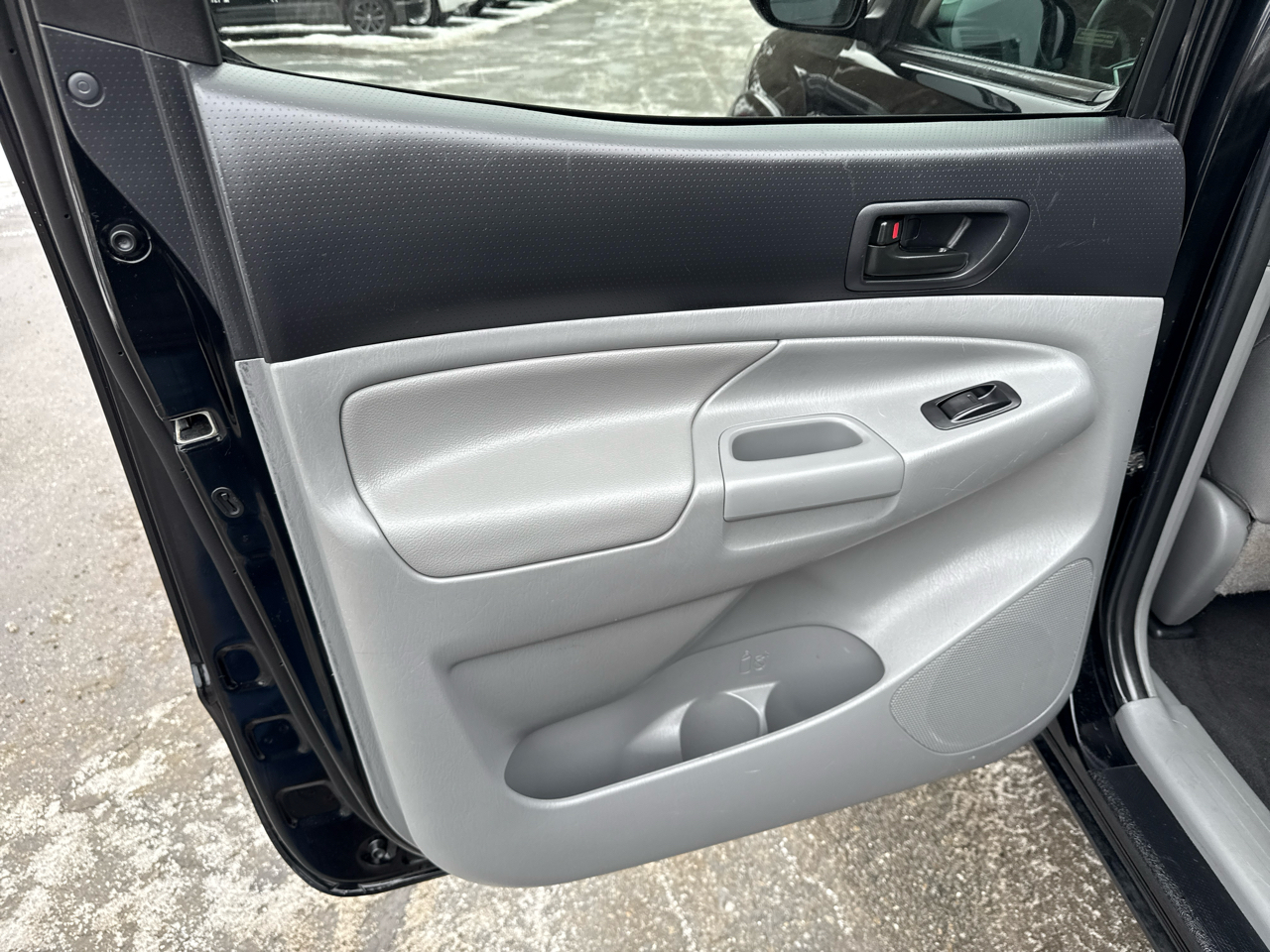 Toyota Tacoma Double Cab V6 6MT 4WD 2015