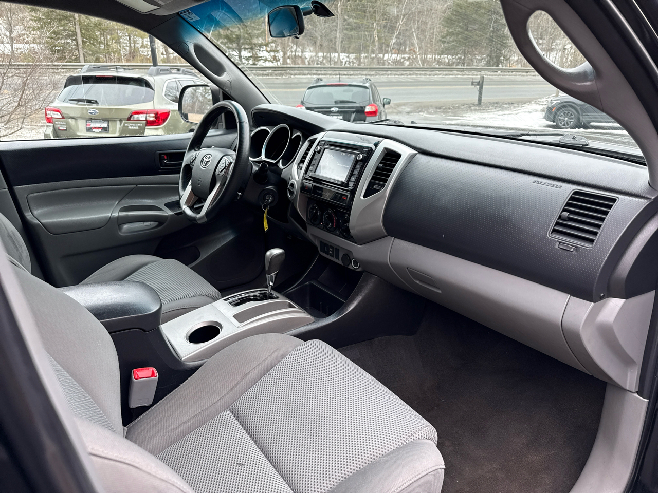 Toyota Tacoma Double Cab V6 6MT 4WD 2015