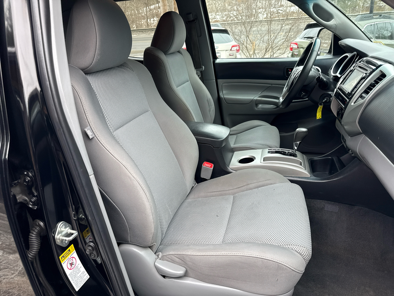 Toyota Tacoma Double Cab V6 6MT 4WD 2015