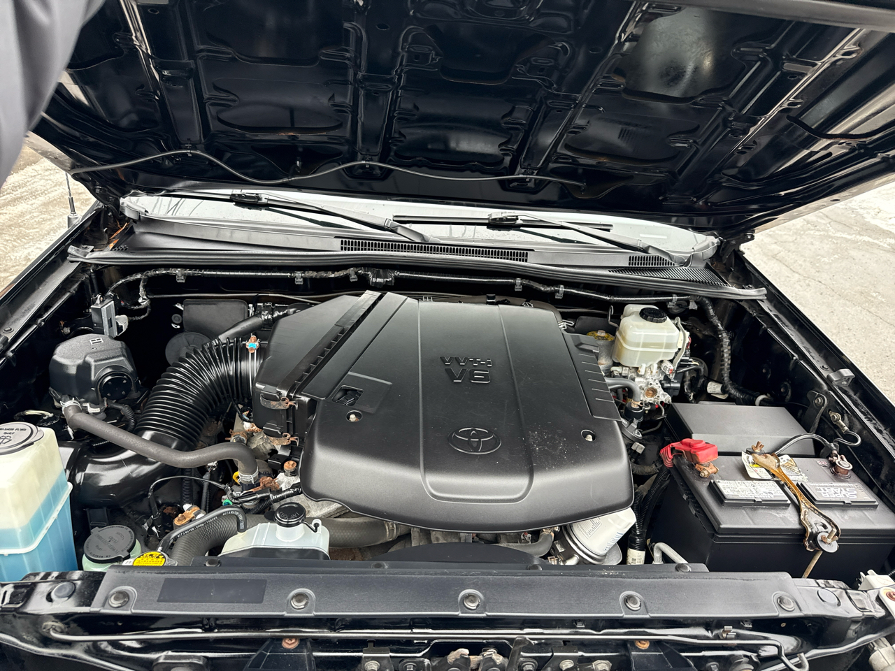 Toyota Tacoma Double Cab V6 6MT 4WD 2015