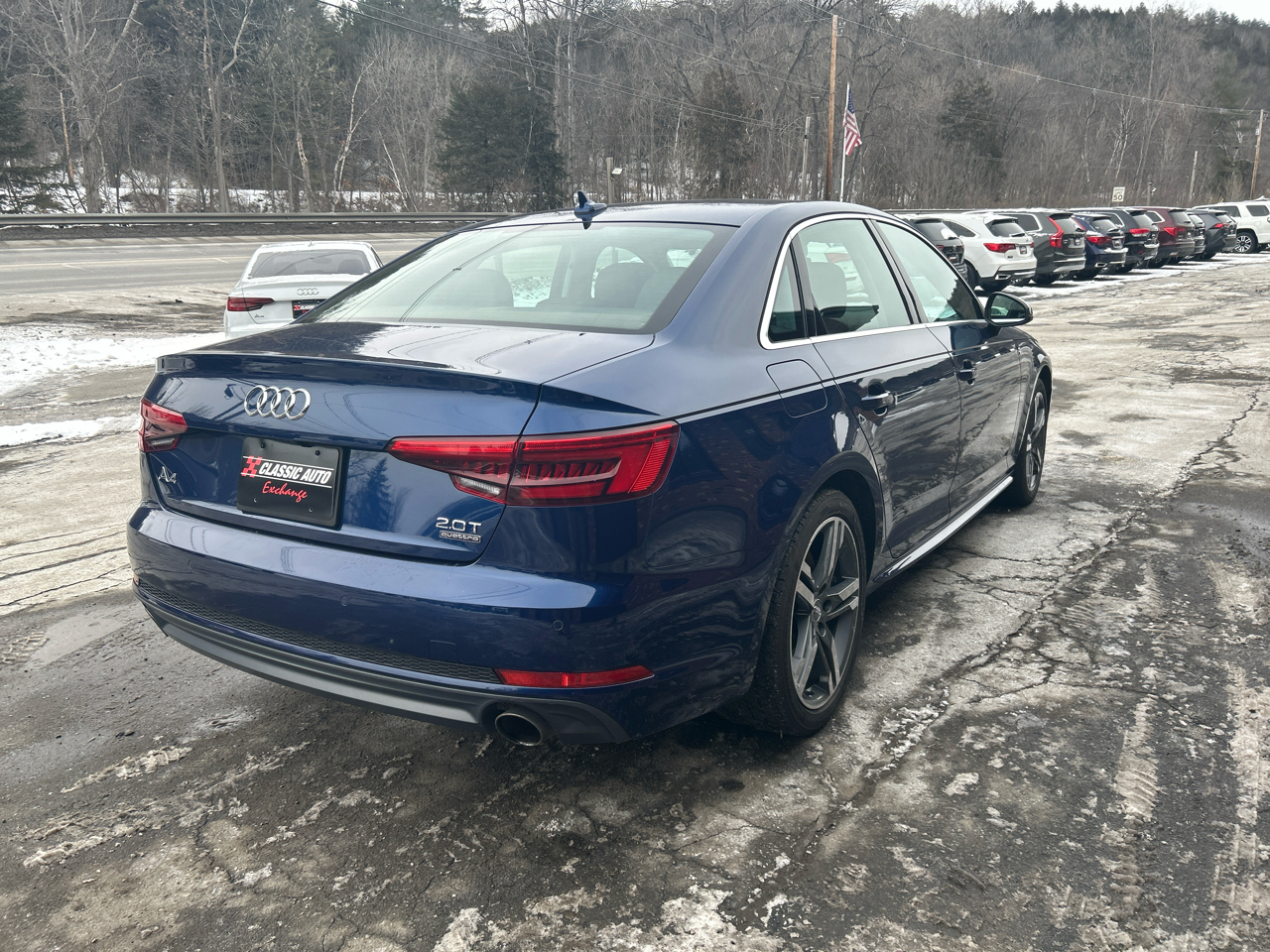 Audi A4 2.0T Premium Plus quattro Sedan 2017
