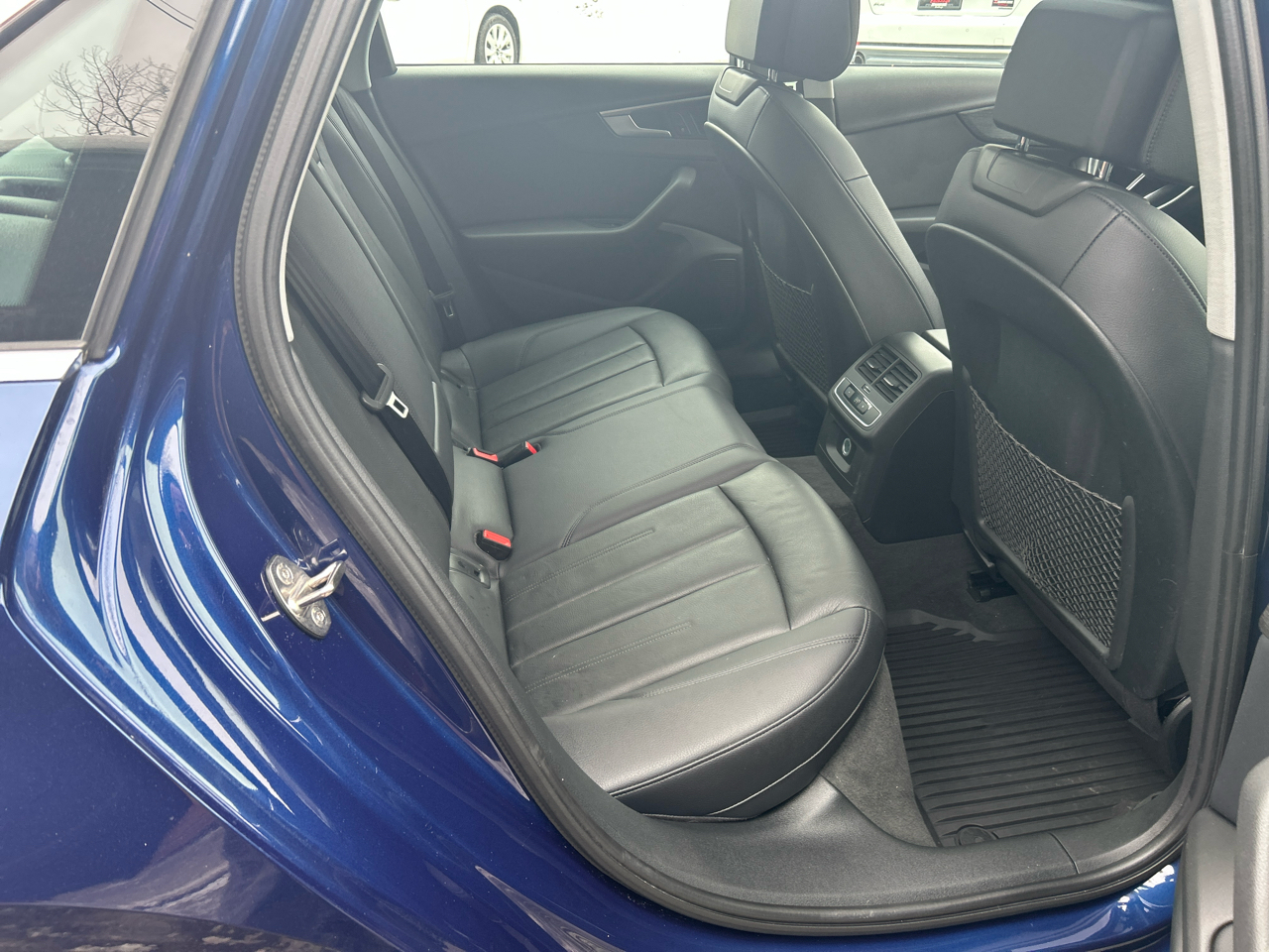 Audi A4 2.0T Premium Plus quattro Sedan 2017