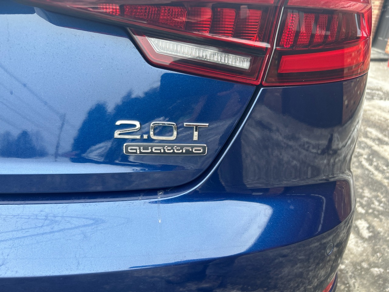 Audi A4 2.0T Premium Plus quattro Sedan 2017