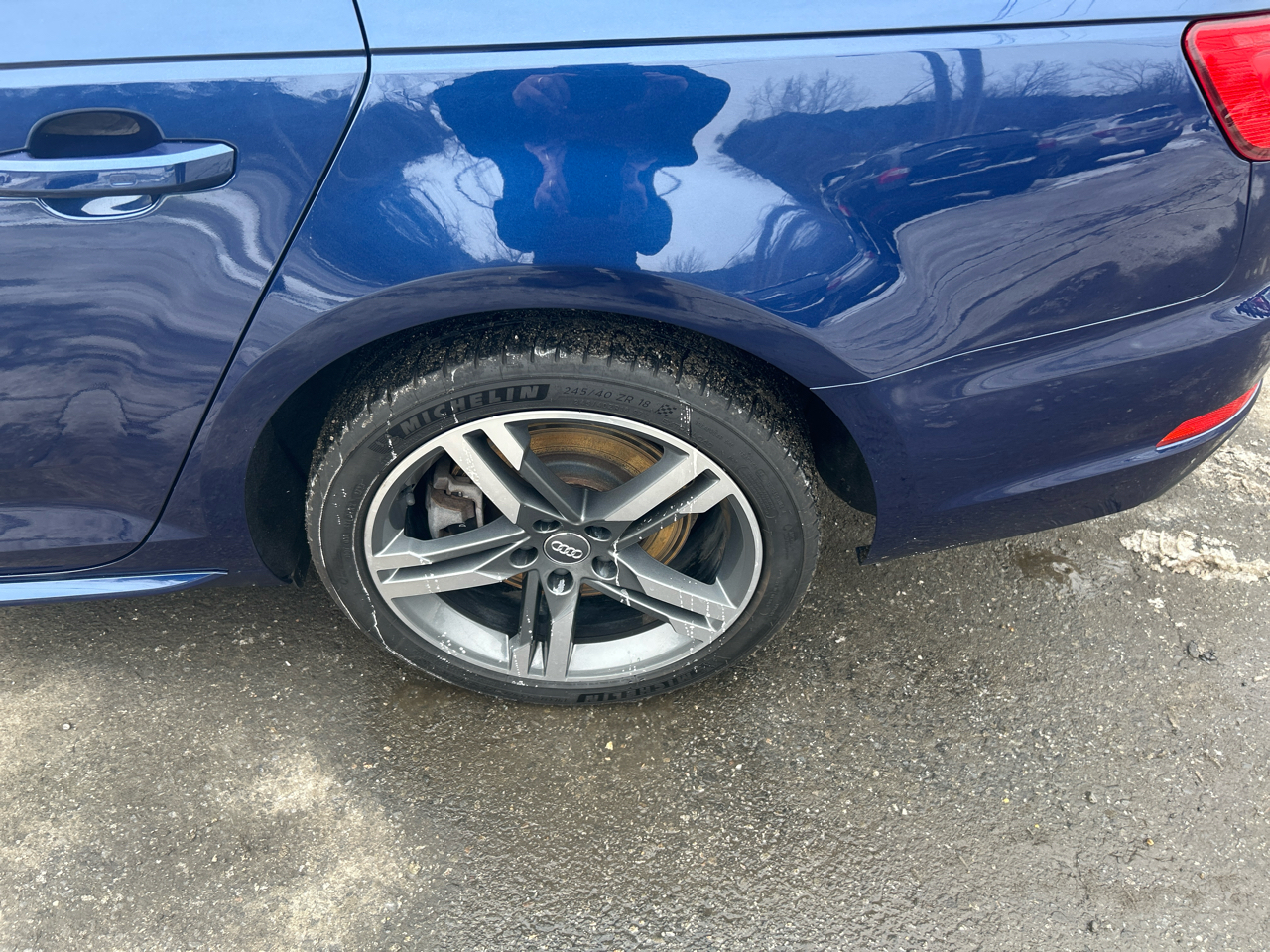 Audi A4 2.0T Premium Plus quattro Sedan 2017