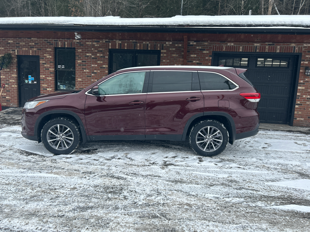 Toyota Highlander XLE AWD V6 2019