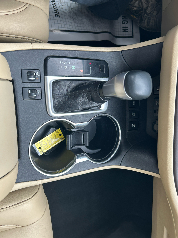 Toyota Highlander XLE AWD V6 2019