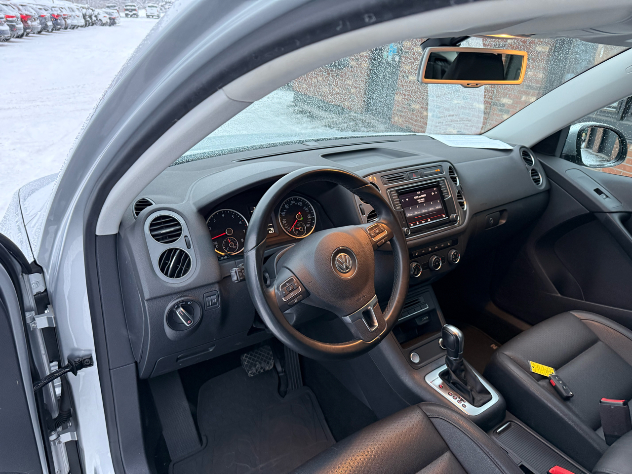 Volkswagen Tiguan S 4Motion AWD 2017