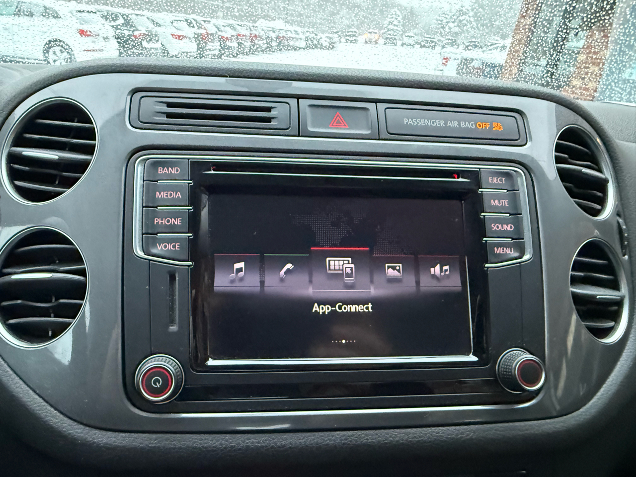 Volkswagen Tiguan S 4Motion AWD 2017