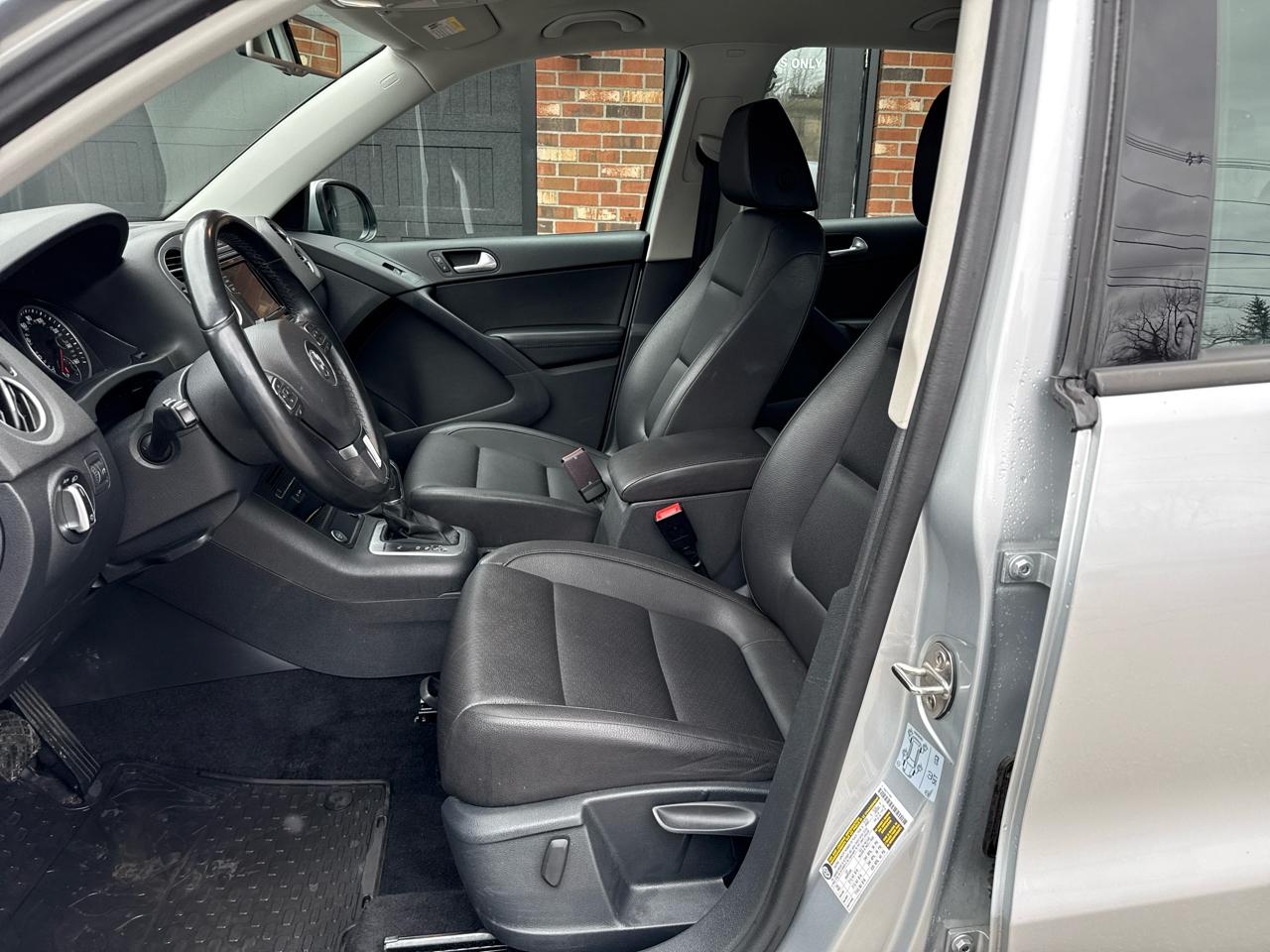 Volkswagen Tiguan S 4Motion AWD 2017