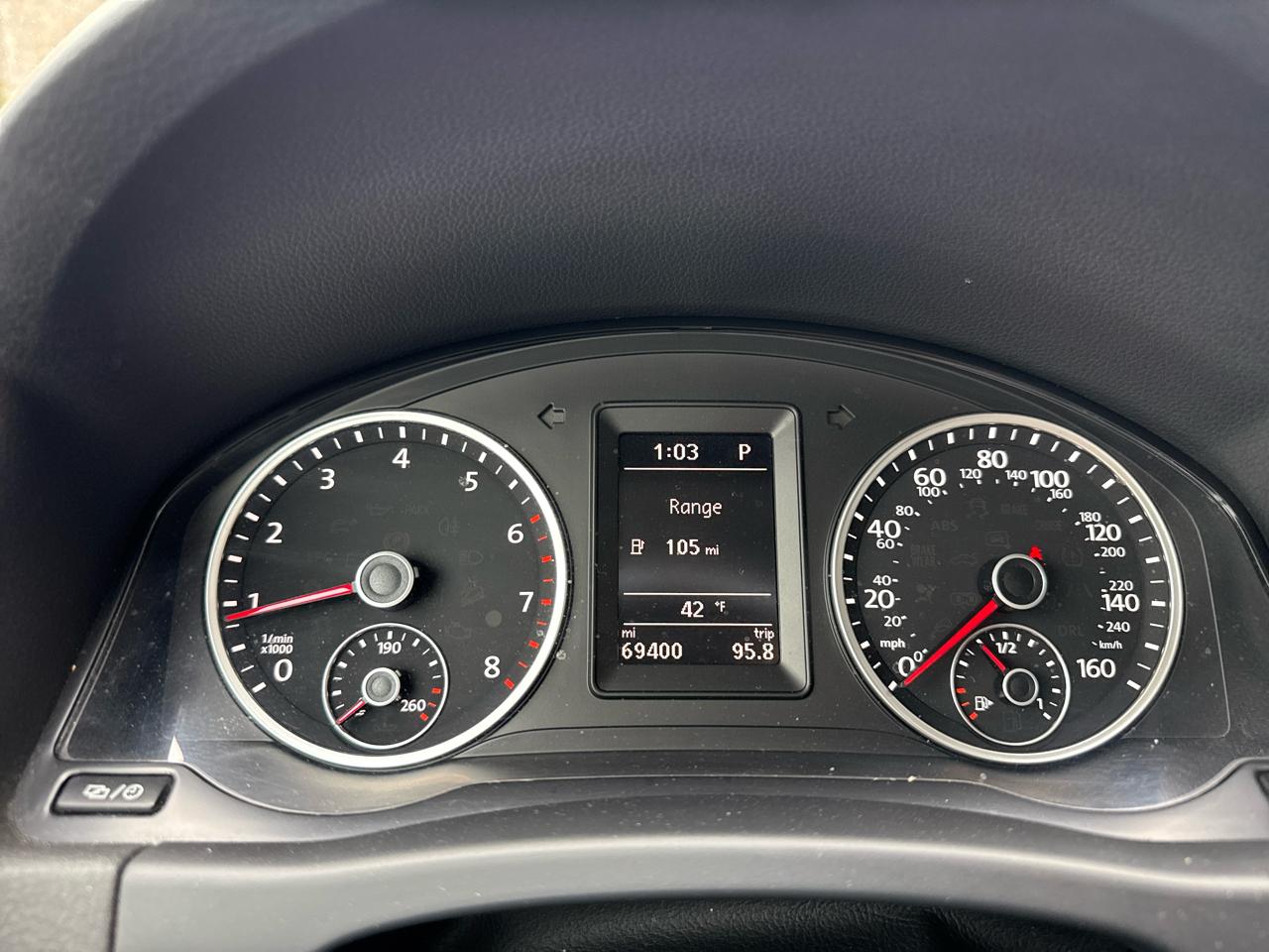 Volkswagen Tiguan S 4Motion AWD 2017