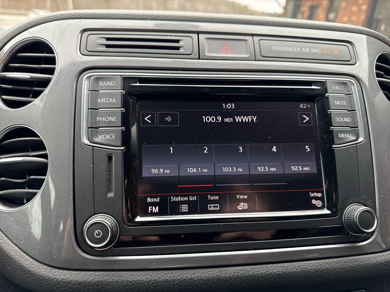 Volkswagen Tiguan S 4Motion AWD 2017