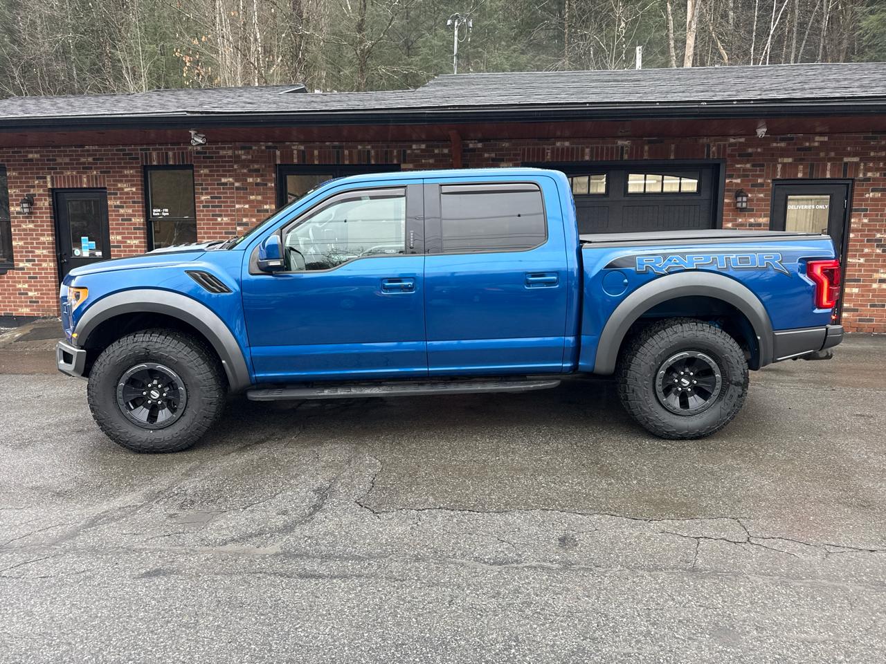 Ford F-150 Raptor SuperCrew 4WD 2018