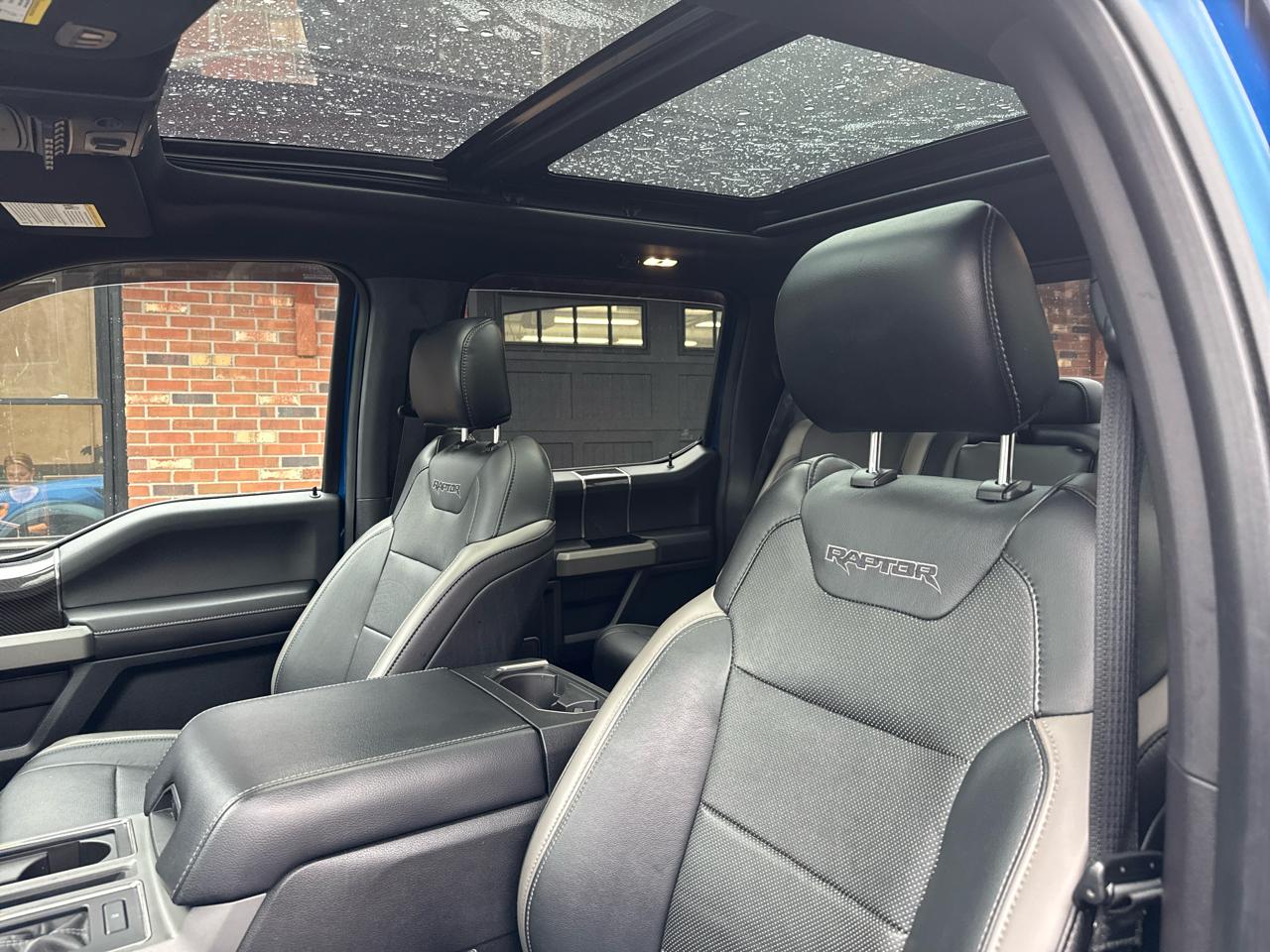 Ford F-150 Raptor SuperCrew 4WD 2018