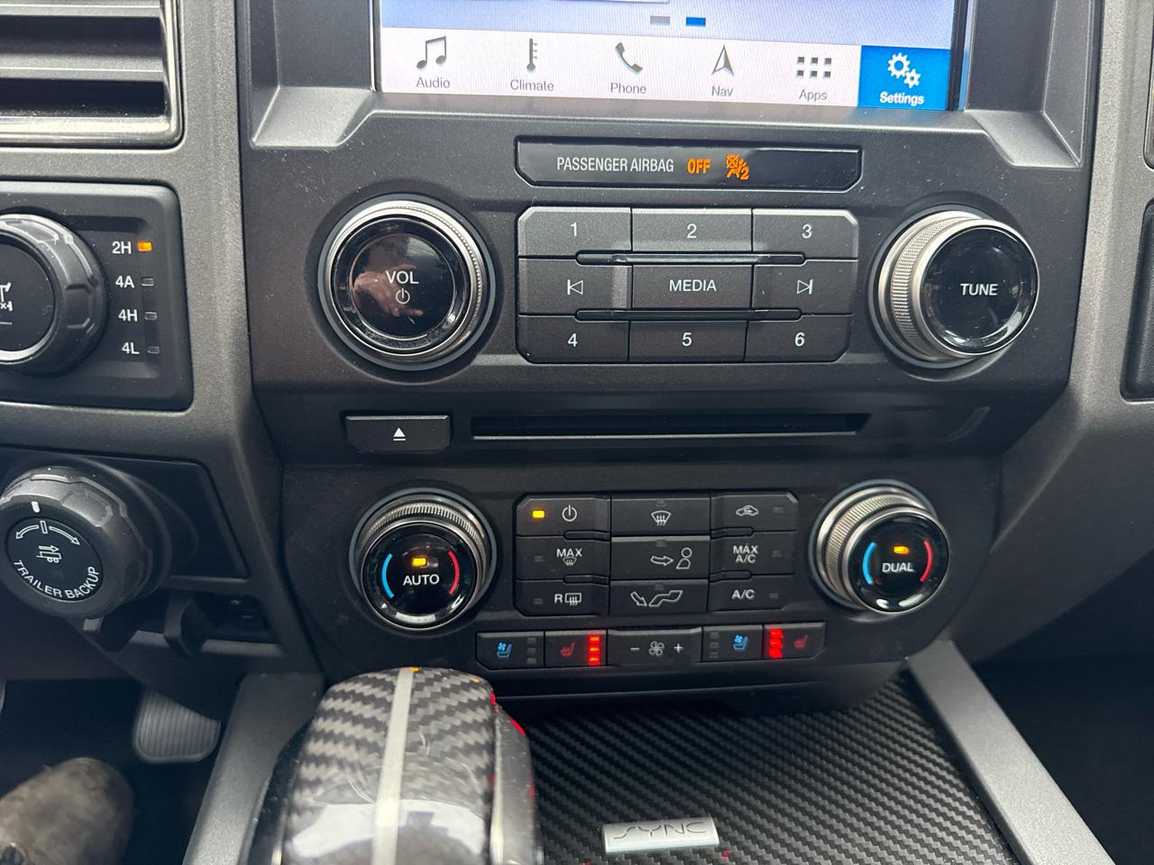 Ford F-150 Raptor SuperCrew 4WD 2018