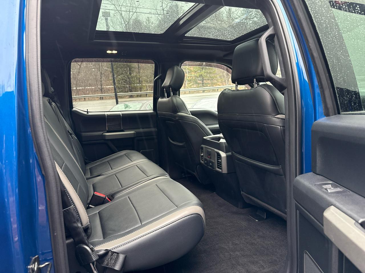 Ford F-150 Raptor SuperCrew 4WD 2018