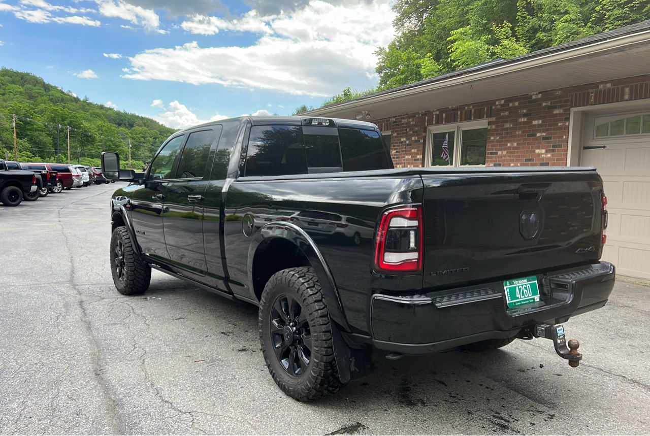 RAM 3500 Limited Mega Cab 4WD 2021