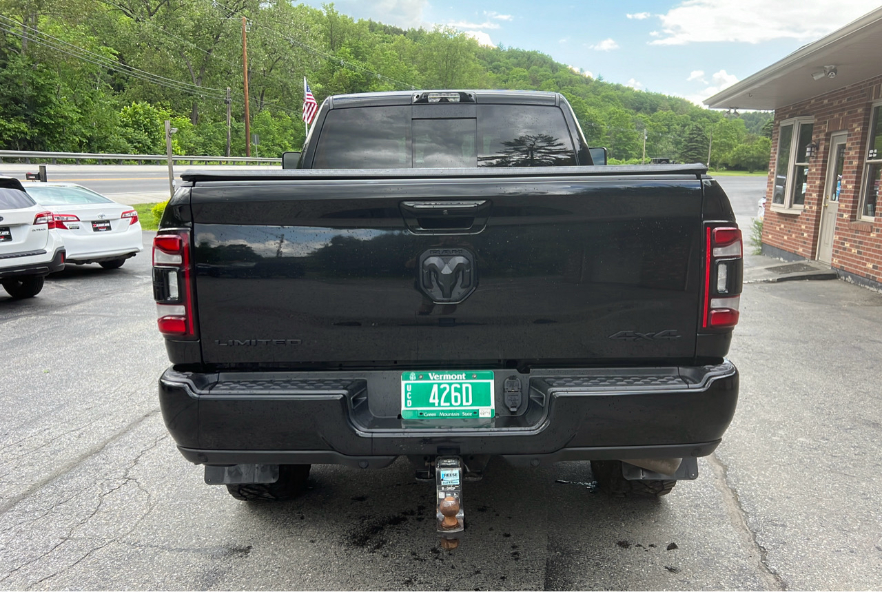 RAM 3500 Limited Mega Cab 4WD 2021