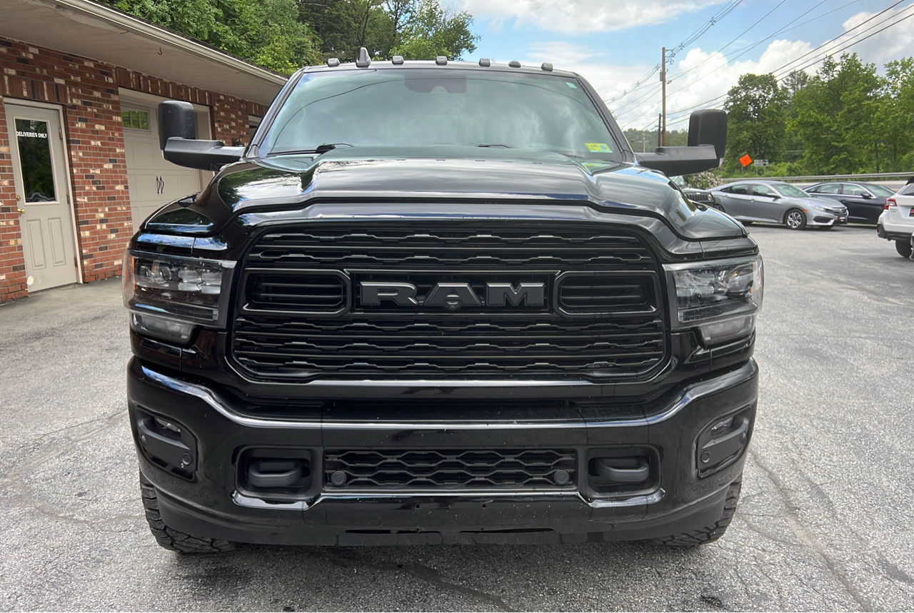 RAM 3500 Limited Mega Cab 4WD 2021
