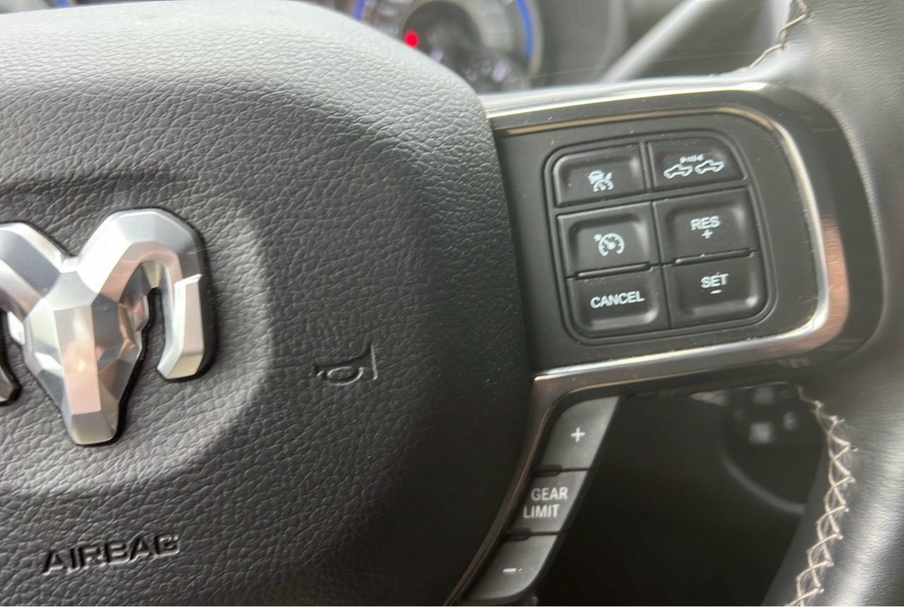 RAM 3500 Limited Mega Cab 4WD 2021