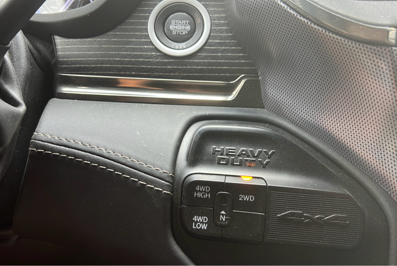 RAM 3500 Limited Mega Cab 4WD 2021