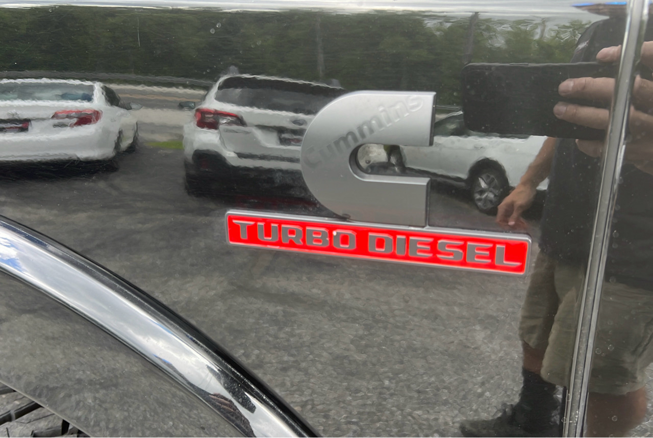 RAM 3500 Limited Mega Cab 4WD 2021