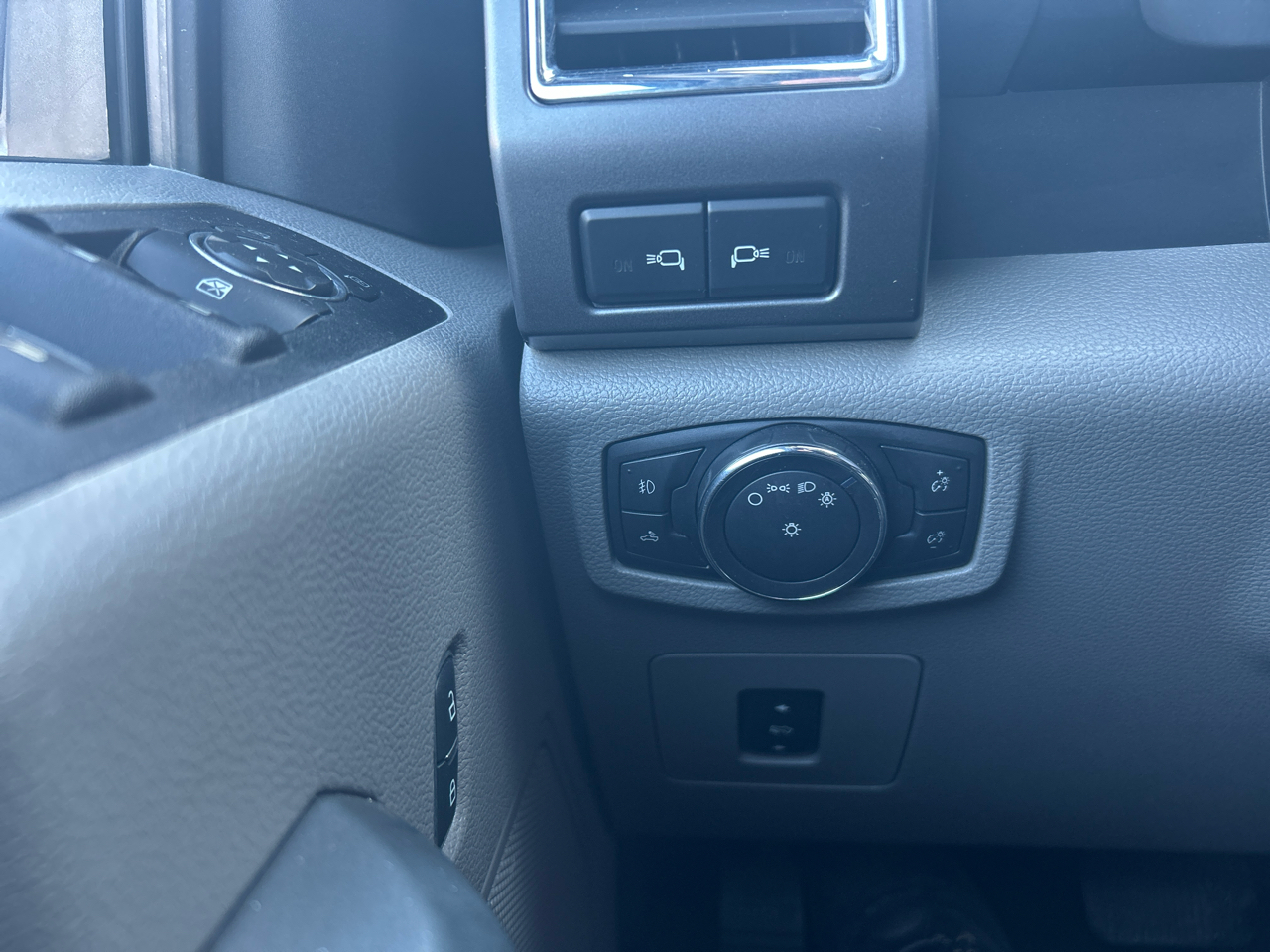 Ford F-150 XLT SuperCab 6.5-ft. Bed 4WD 2016