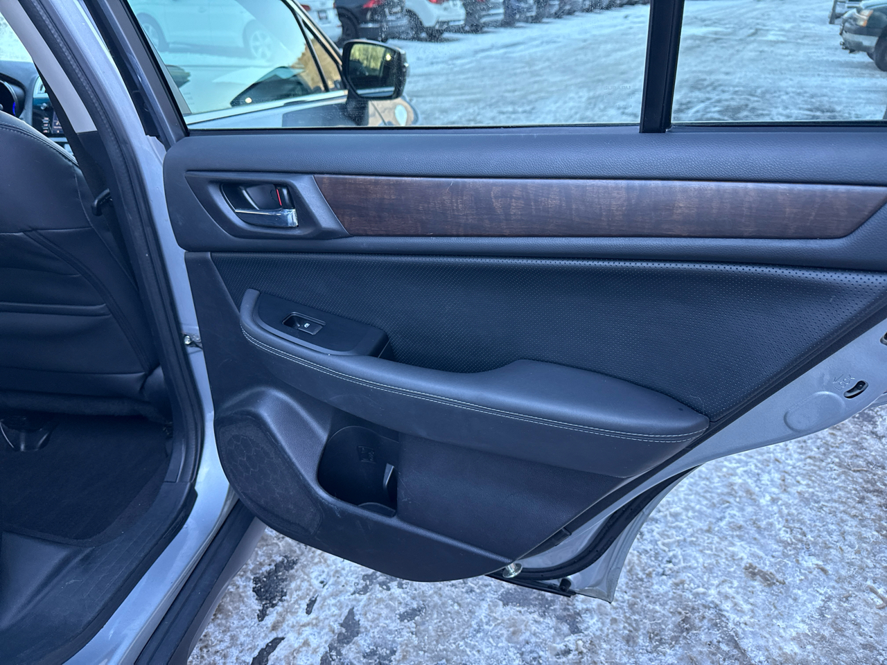 Subaru Outback 2.5i Limited 2016