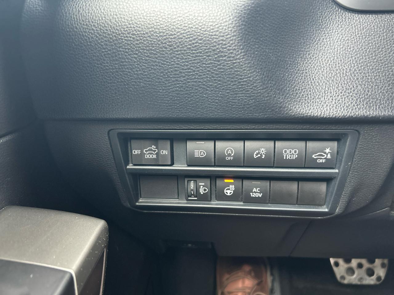 Toyota Tundra SR5 CrewMax 4WD 2022