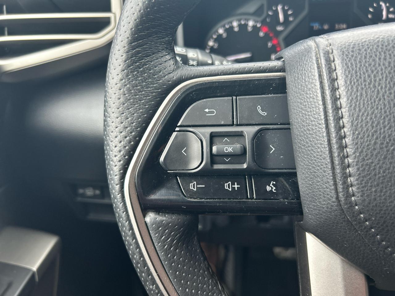 Toyota Tundra SR5 CrewMax 4WD 2022