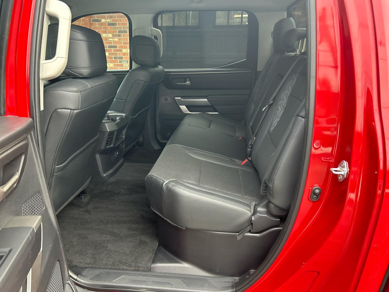 Toyota Tundra SR5 CrewMax 4WD 2022