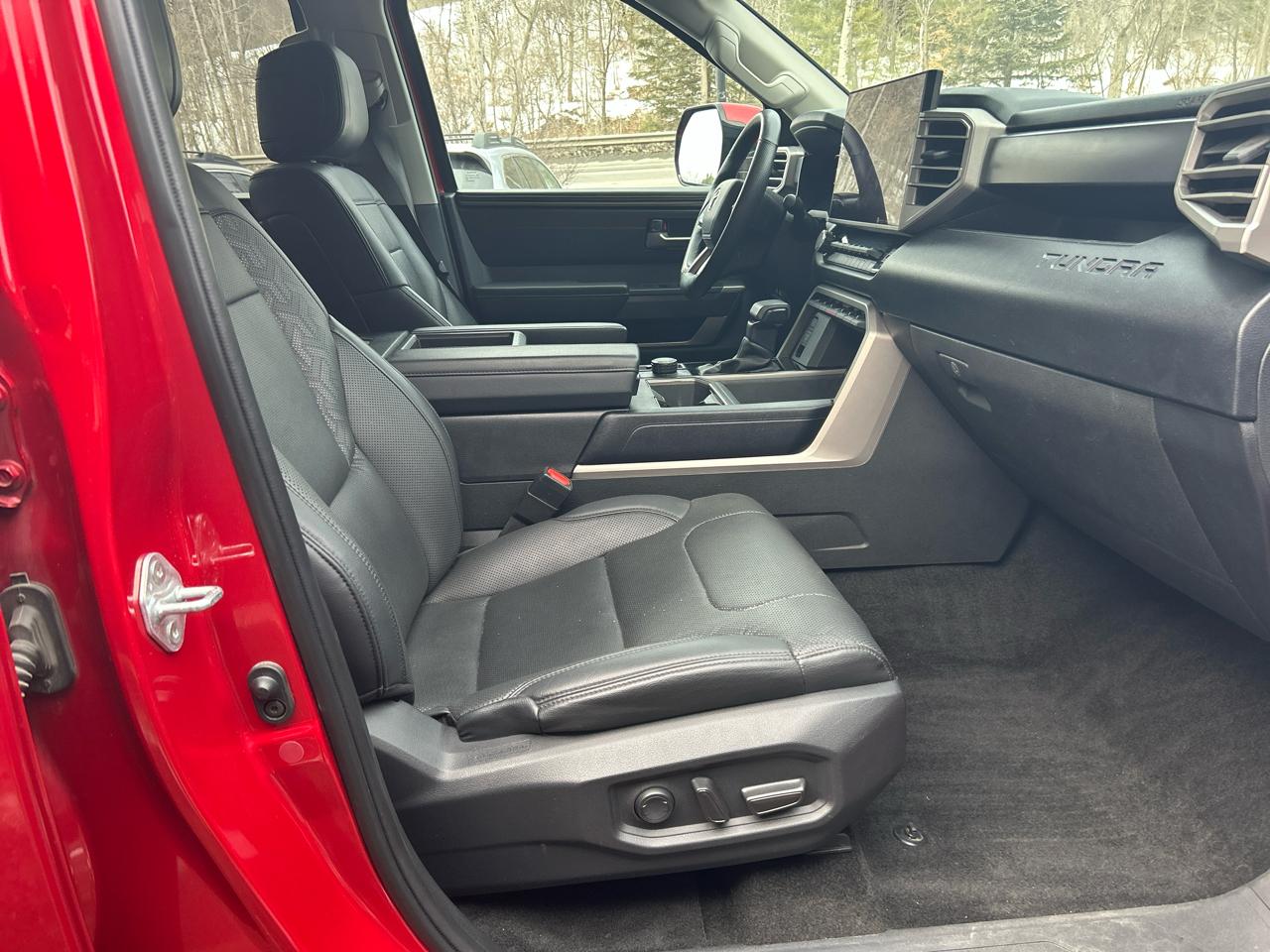 Toyota Tundra SR5 CrewMax 4WD 2022