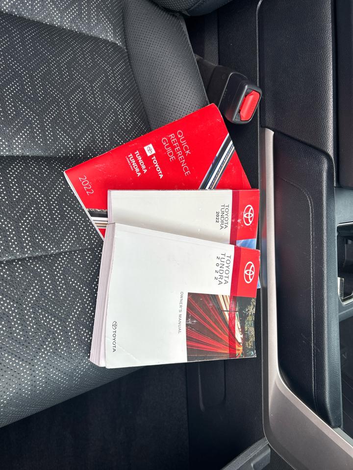 Toyota Tundra SR5 CrewMax 4WD 2022