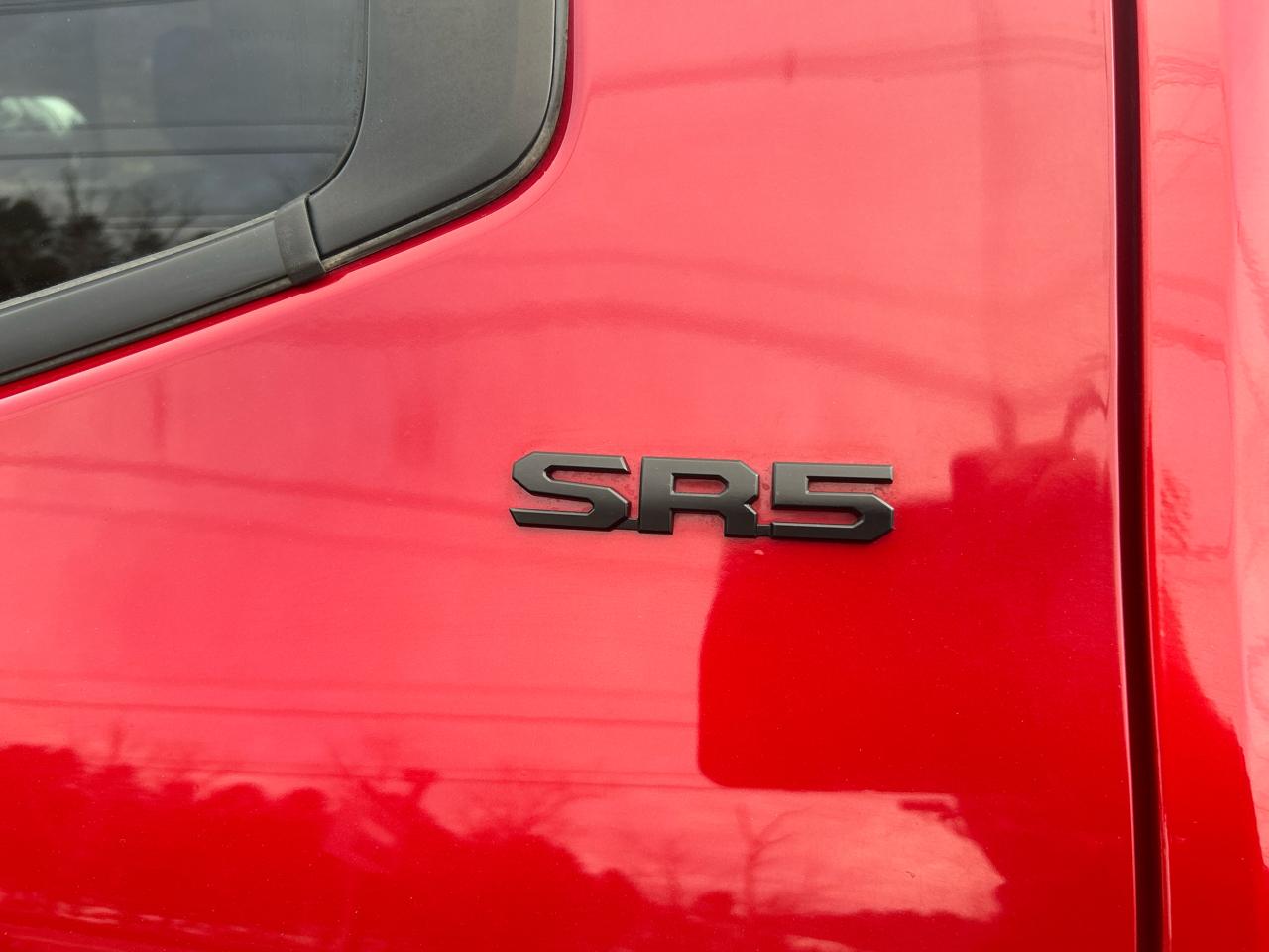 Toyota Tundra SR5 CrewMax 4WD 2022