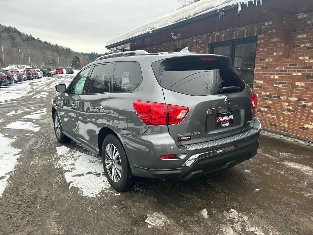 Nissan Pathfinder S 4WD 2020