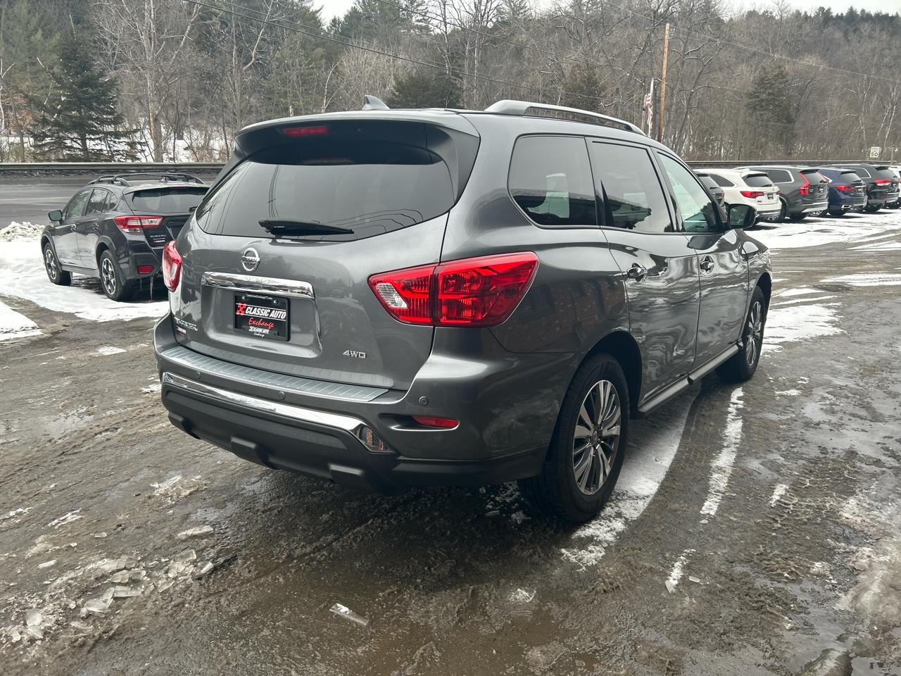 Nissan Pathfinder S 4WD 2020