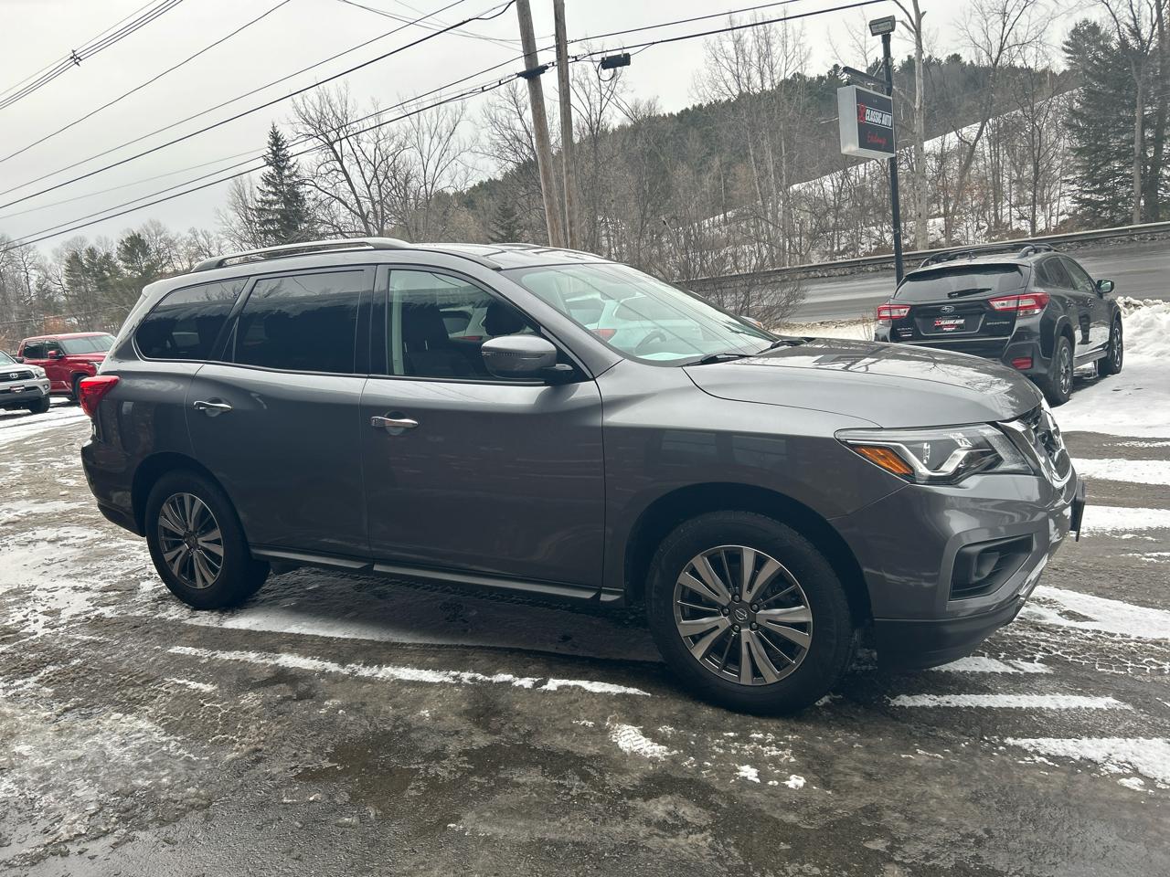 Nissan Pathfinder S 4WD 2020