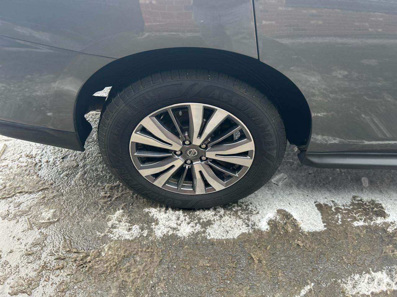 Nissan Pathfinder S 4WD 2020