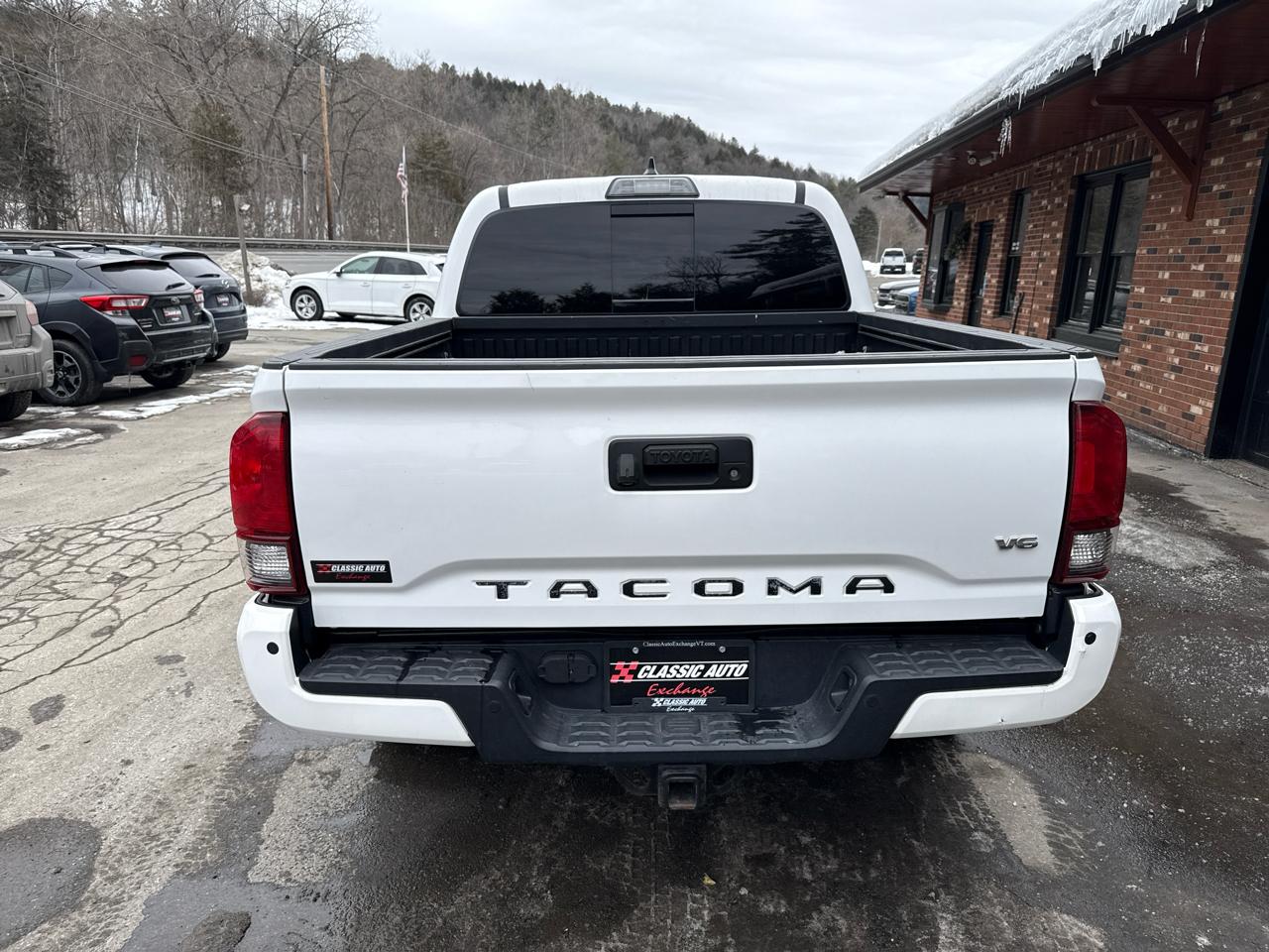 Toyota Tacoma TRD Sport Dbl Cab 4WD at 2018