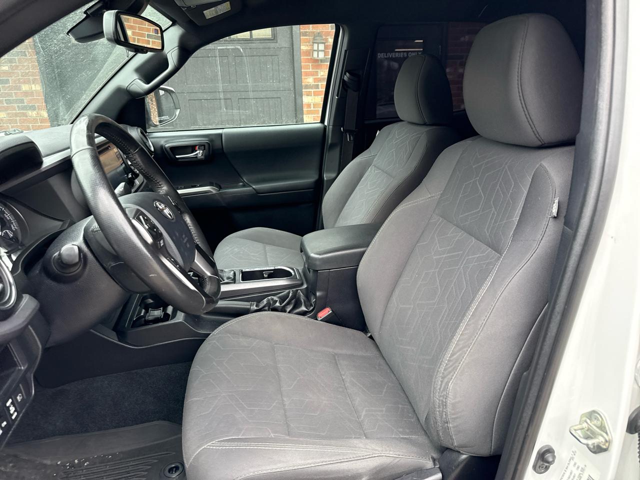 Toyota Tacoma TRD Sport Dbl Cab 4WD at 2018