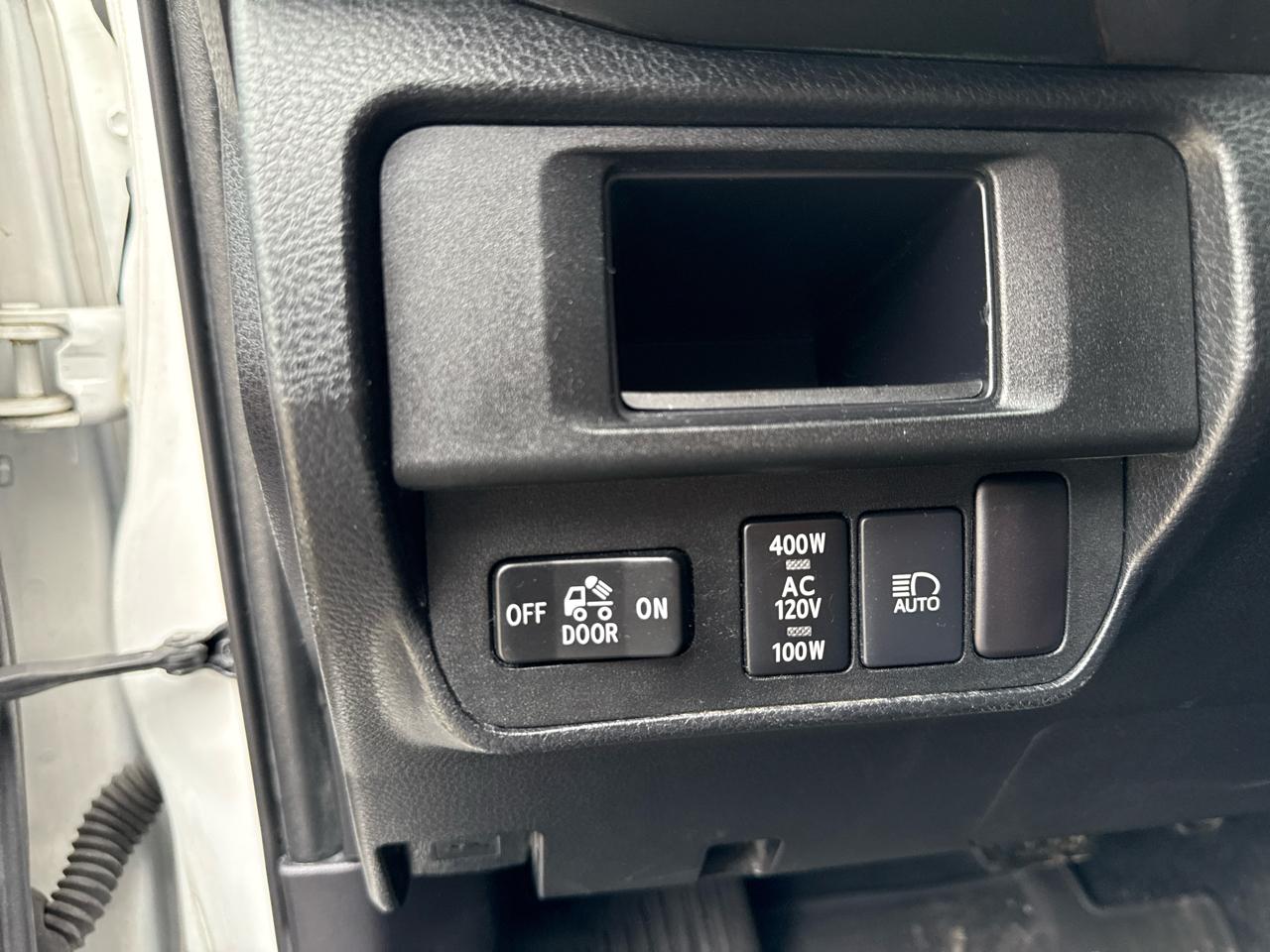 Toyota Tacoma TRD Sport Dbl Cab 4WD at 2018