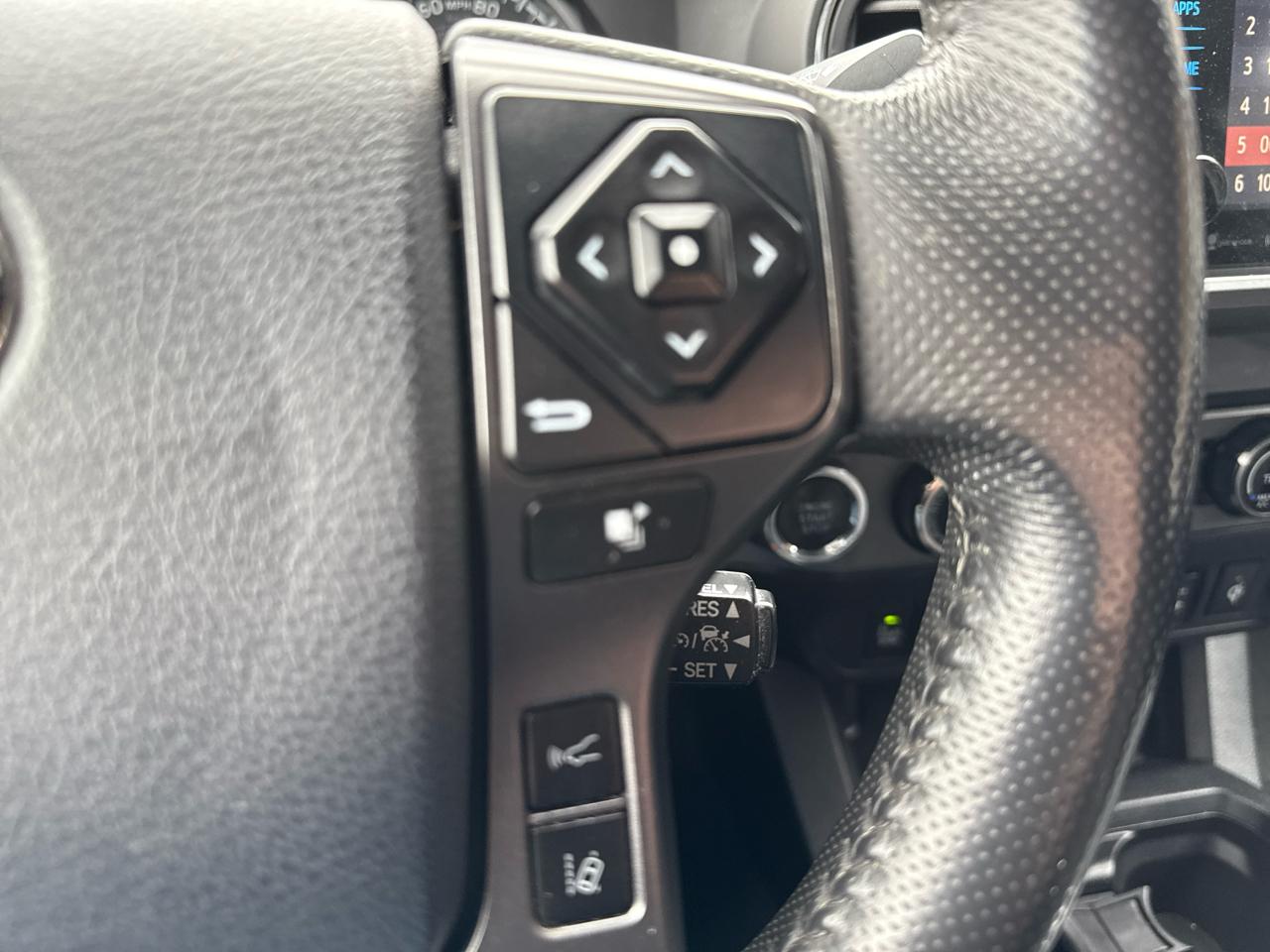 Toyota Tacoma TRD Sport Dbl Cab 4WD at 2018