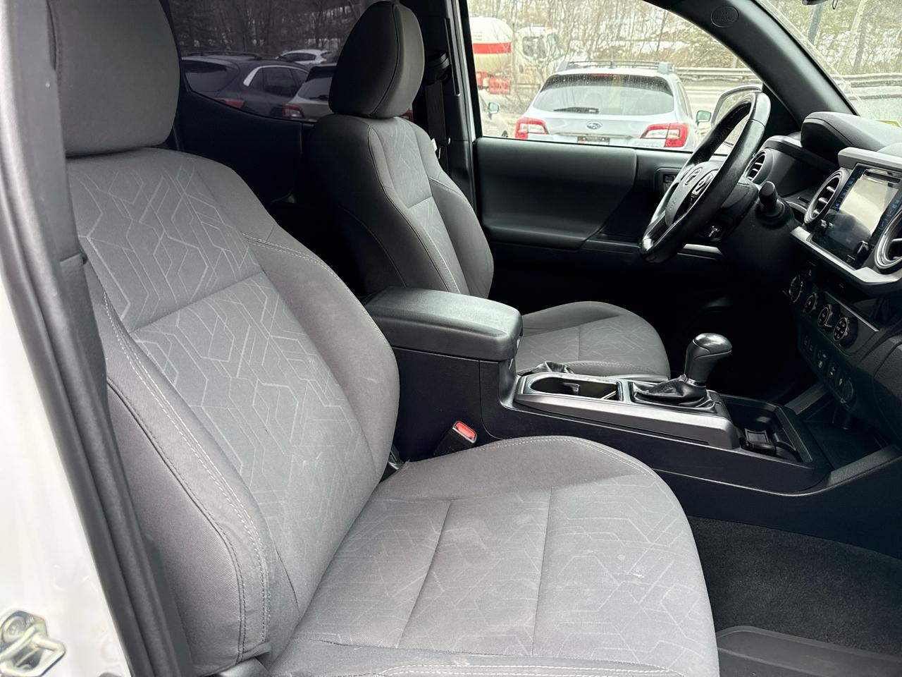 Toyota Tacoma TRD Sport Dbl Cab 4WD at 2018