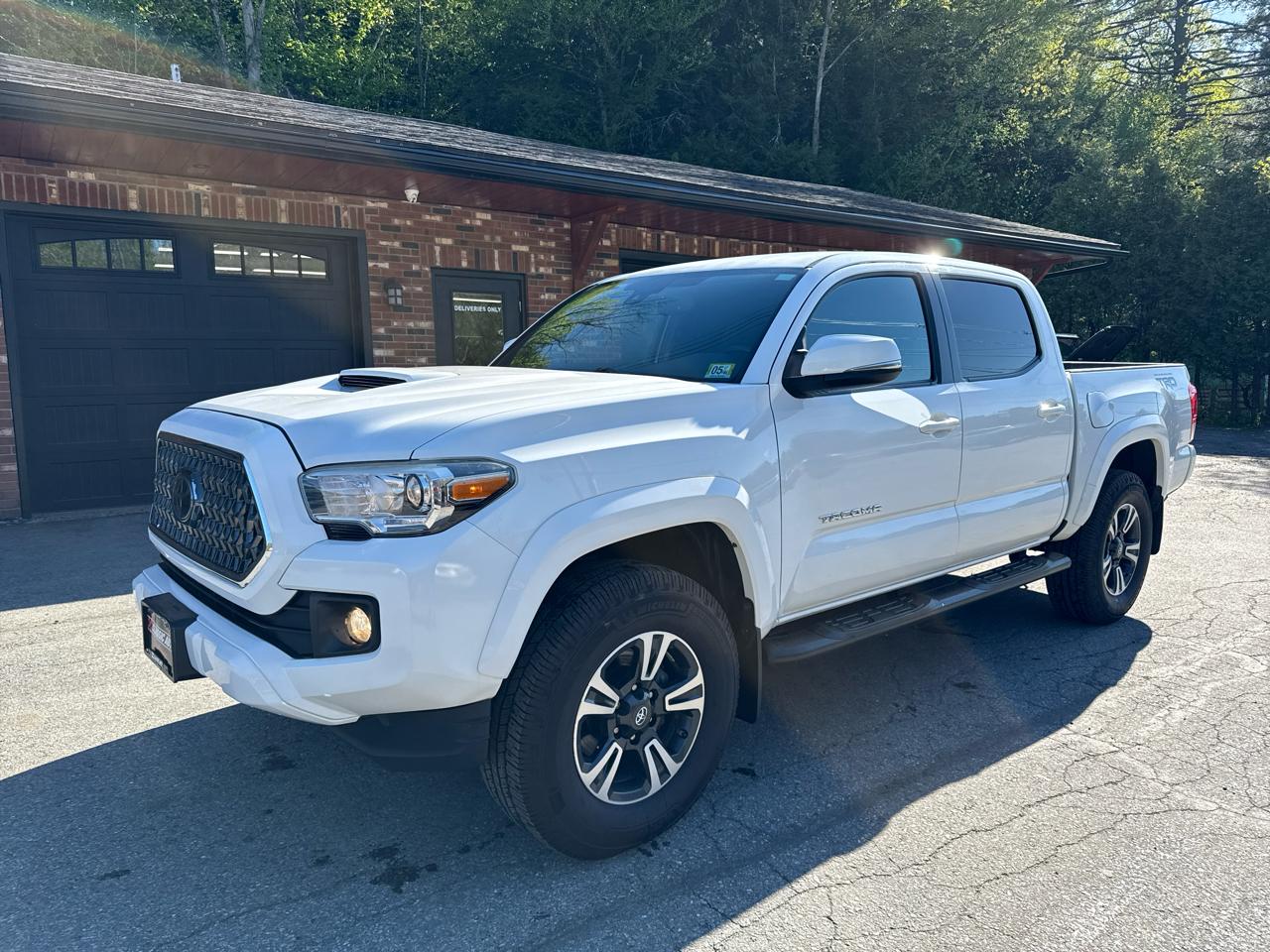 2018 Toyota Tacoma TRD Sport Dbl Cab 4WD at