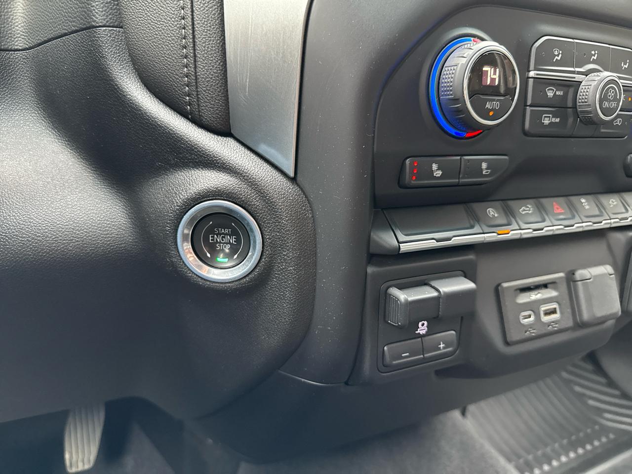 Chevrolet Silverado 1500 LT Crew Cab 4WD 2019