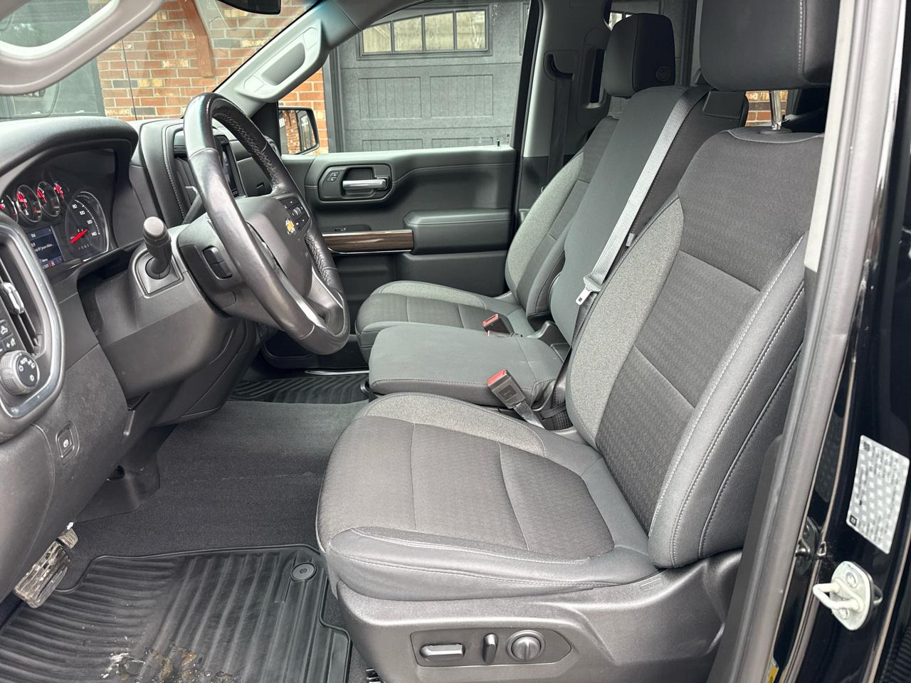Chevrolet Silverado 1500 LT Crew Cab 4WD 2019