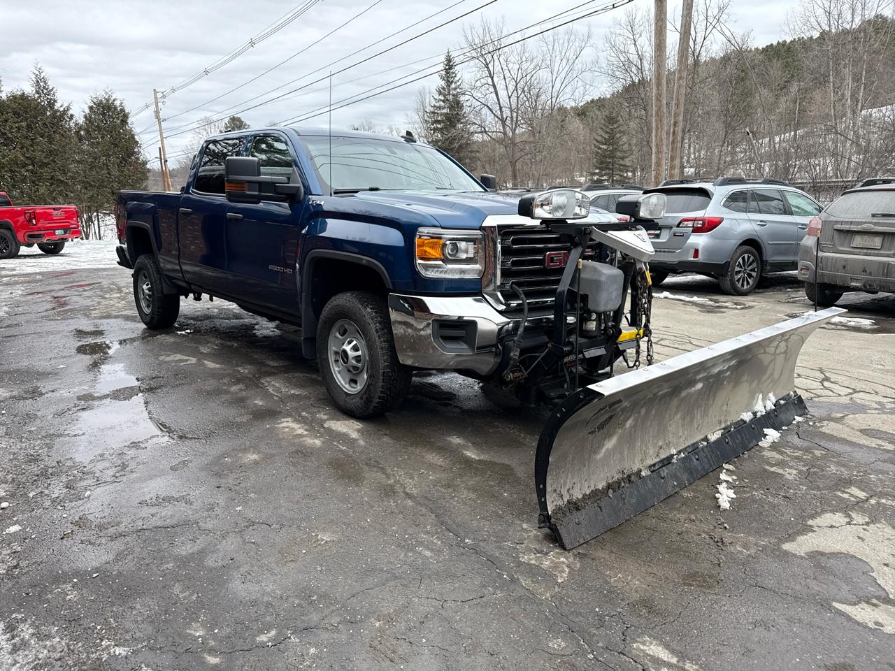 GMC Sierra 2500HD Crew Cab Short Bed 4WD 2017